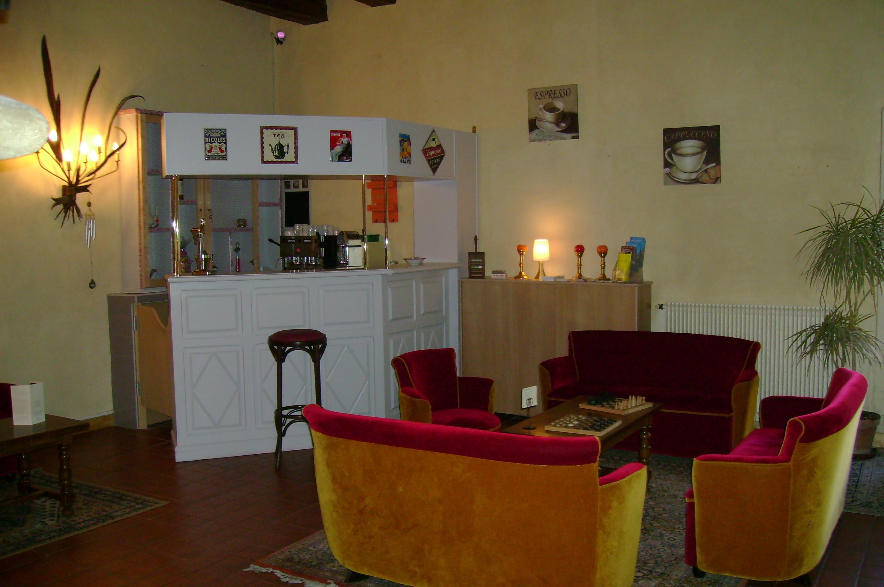 Logis Auberge De Tavel Exterior photo