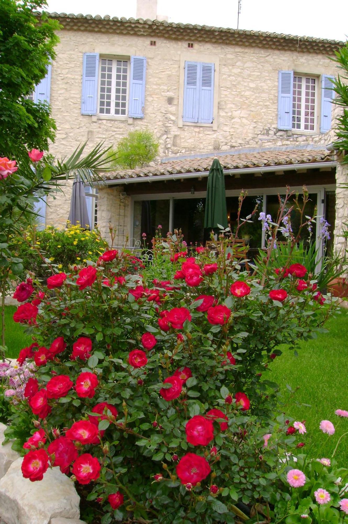 Logis Auberge De Tavel Exterior photo